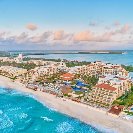 Fiesta Americana Condesa Cancun Dış mekan fotoğraf Aerial view of the resort