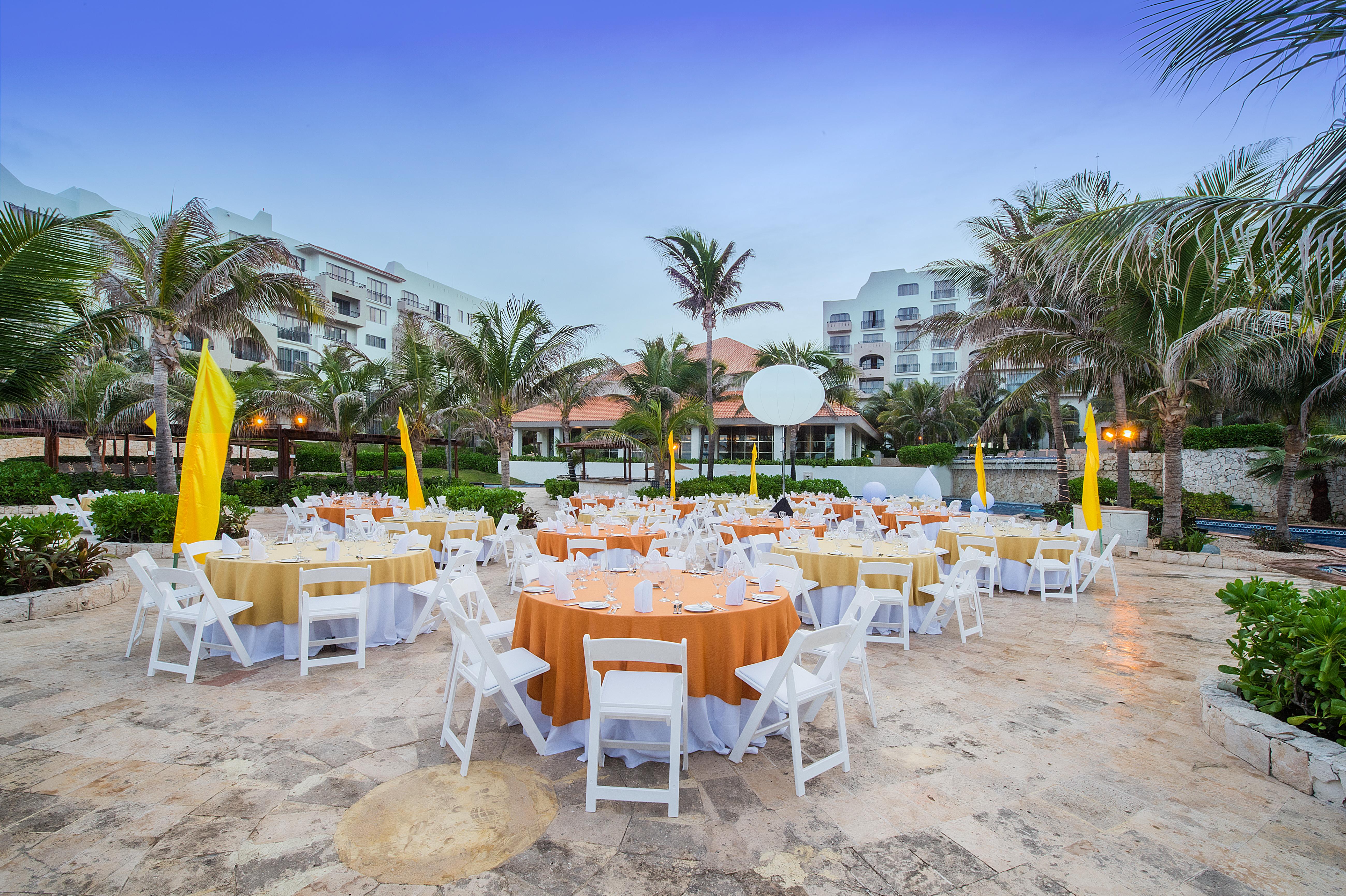Fiesta Americana Condesa Cancun Dış mekan fotoğraf The Beach Club at The Boca Raton Resort